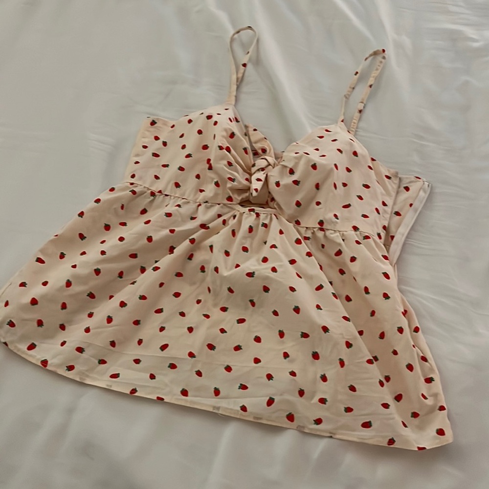 Madewell strawberry tank